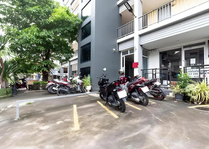 Capital O 75451 Podstel Hostel กรุงเทพมหานคร